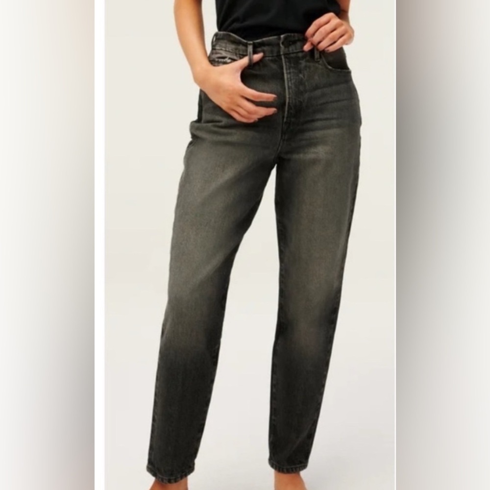 GOOD AMERICAN “GOOD MOM” Jeans size 6
